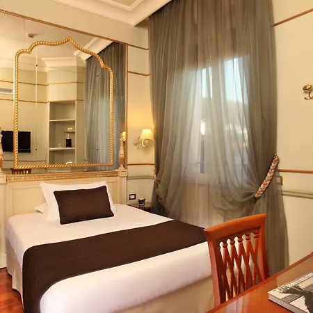 Degli Aranci Hotel 4*