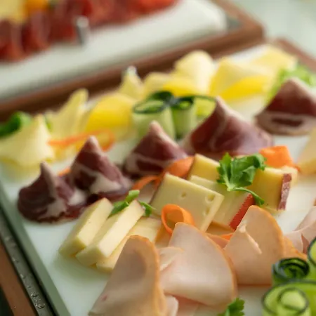 Hotel Degli Aranci 4*