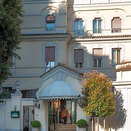 Degli Aranci Hotel 4*